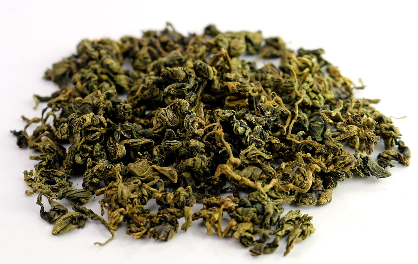 This is a pile of Shen Blossom's Amacha Loose Leaf Tea photographed on a white background
